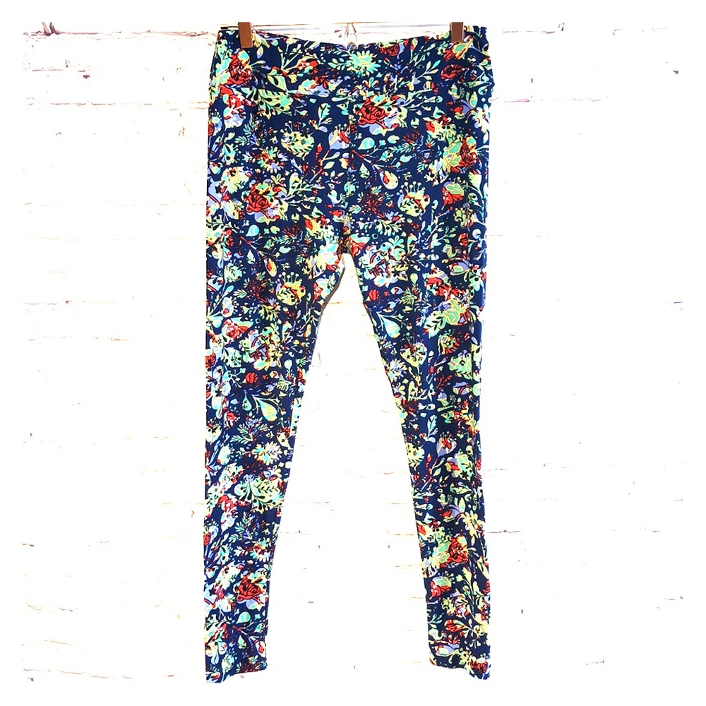 Lularoe tall and curvy leggings